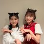 八木栞と小林萌花がお揃いの髪型とラメつけて例のポーズwwwwwwwwwwwwwwwwwwwwwwwwwww